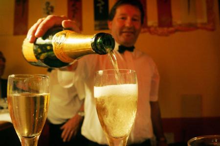 CHAMPAGNE!!!
